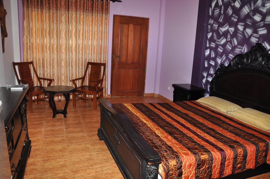 Solomon Beach Hotel Marawila Oda fotoğraf