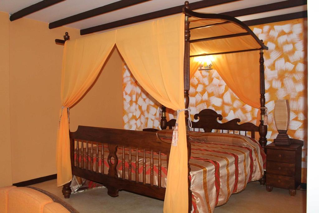 Solomon Beach Hotel Marawila Oda fotoğraf