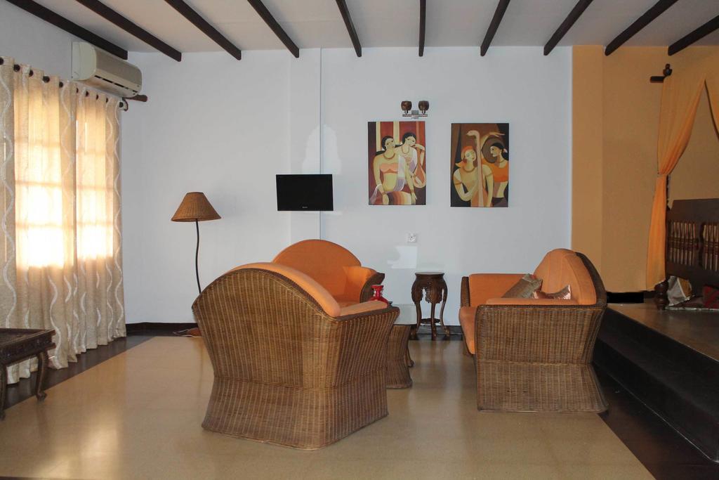 Solomon Beach Hotel Marawila Oda fotoğraf